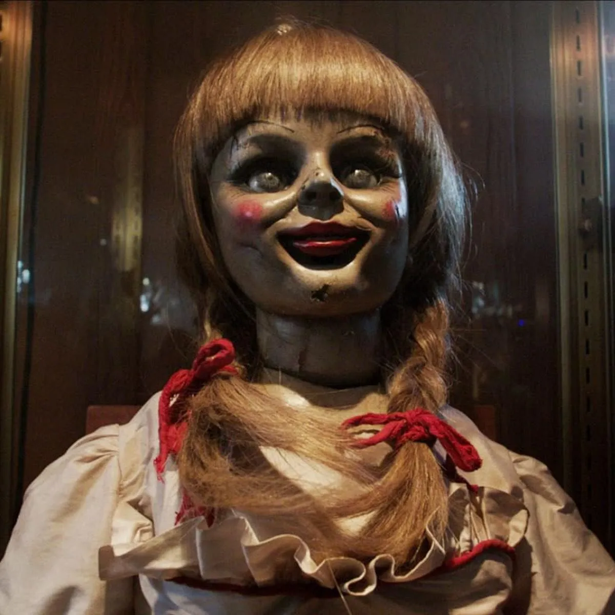 The Conjuring: There’s a haunted house, there’s a dead pet, and there’s the good old woman for a ghost. What’s not to love about this classic horror franchise? Set in 1970, paranormal investigators and demonologist couple Lorraine (Vera Farmiga) and Ed (Patrick Wilson) Warren are sought out by a middle-aged couple Carolyn (Lili Taylor) and Roger (Ron Livingston) Perron. The Perrons and their five daughters have only just moved into a quiet, isolated farmhouse, where a supernatural presence has made itself known. It starts off slow, as always, but quickly picks up pace to scare the bejesus out of the Perrons who discover the house's twisted and gory history.Where to watch: Amazon Prime VideoImage: IMDB 